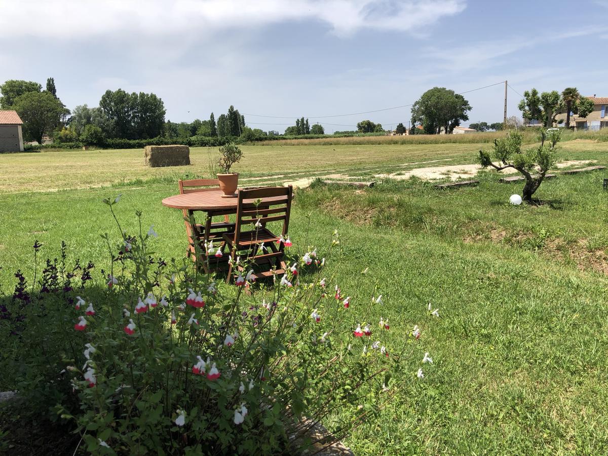 Le Mas Marguerite Arlés Exterior foto